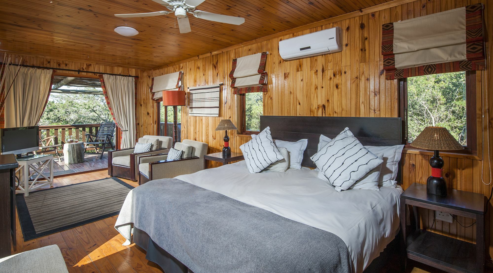 Kariega Game Reserve Main Lodge Kenton on Sea Bagian luar foto